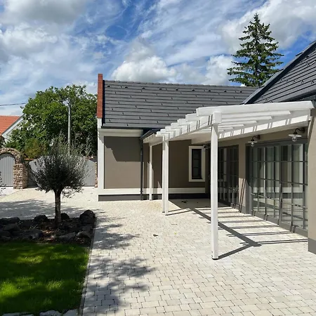 Kiskuetyue Villa