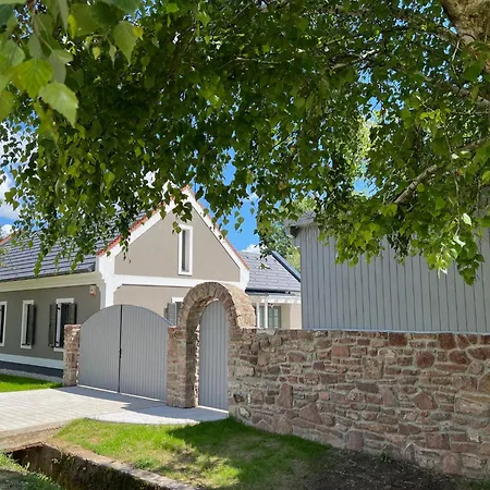 Kiskuetyue Balatonhenye