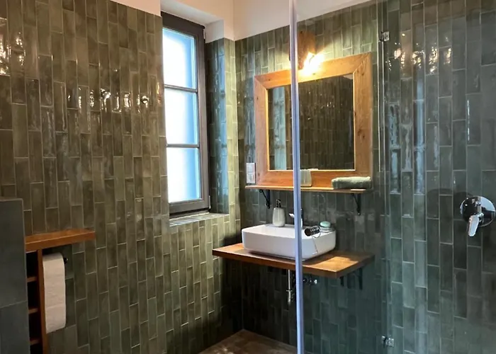 Kiskuetyue Balatonhenye